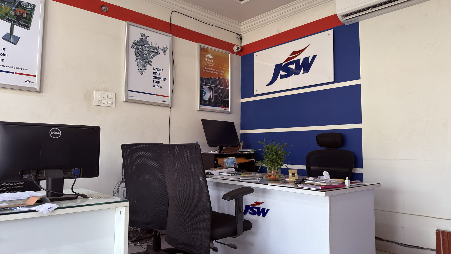 Distributor Banner